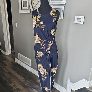 Nine Britton Navy Floral Midi Dress